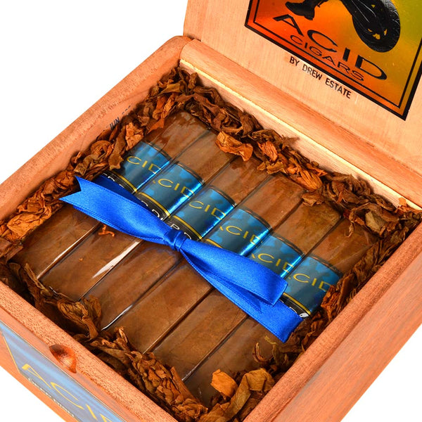 Detailed view of Acid Deep Dish Drew Estate Blue Label band